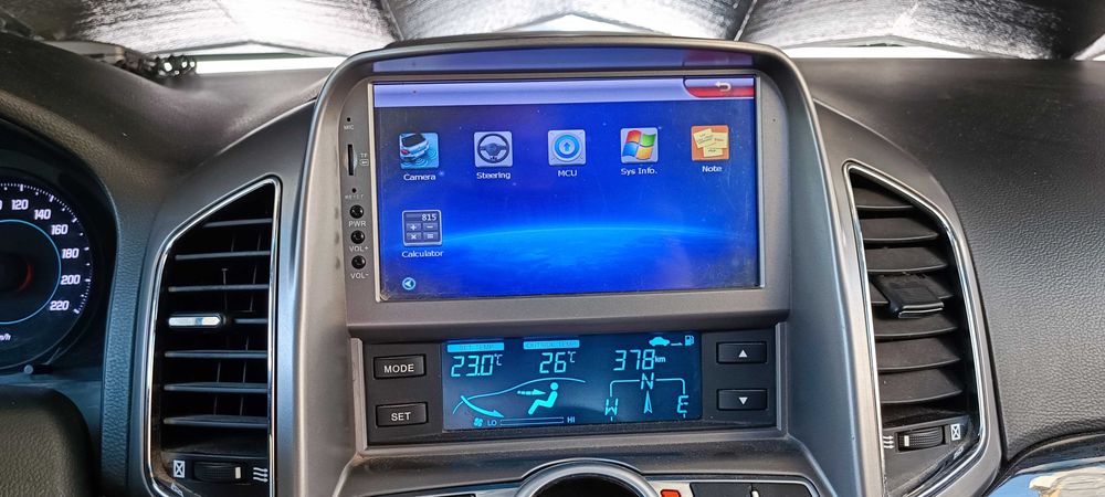 Navigatie Chevrolet Captiva sistem multimedia cu DVD