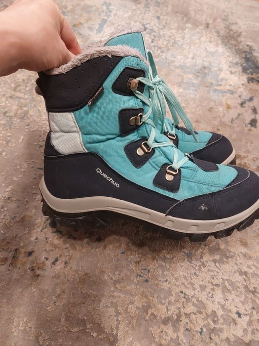 Cizme Quechua impermeabile mărime 38.