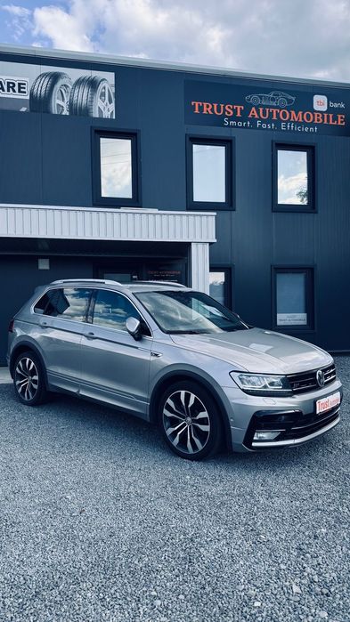 Volkswagen Tiguan 4Motion R-line Distronic Webasto Bord Digital