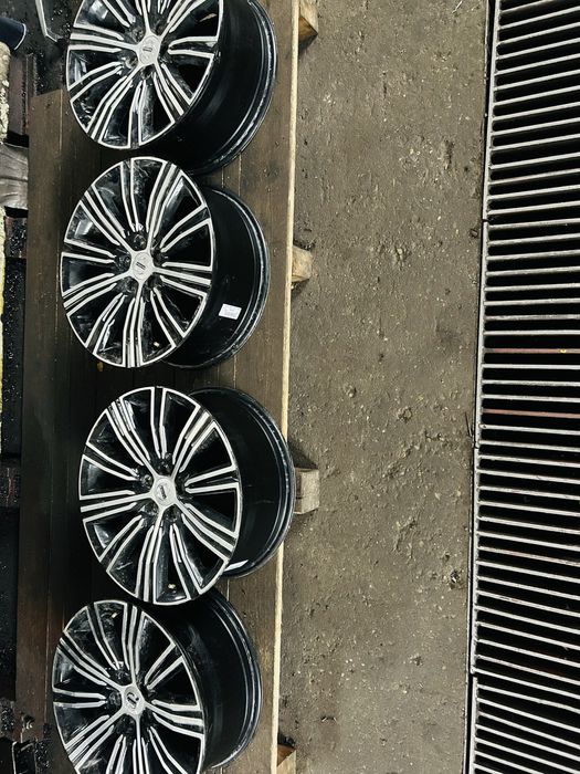 Джанти за Волво S60 2022 година