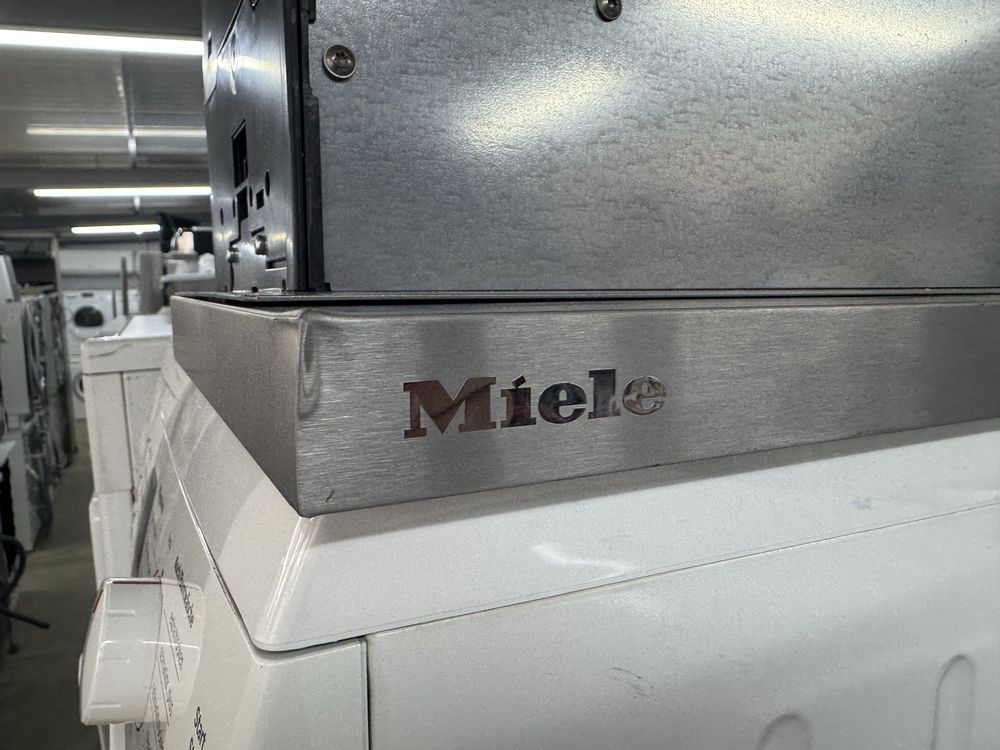 Аспиратор Miele Нов 550кб/см inox  GERMANY Гаранция