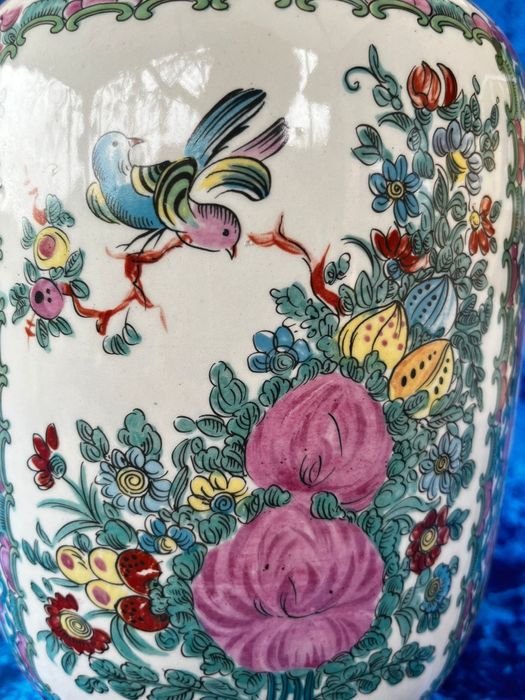 Прекрасна китайски ваза