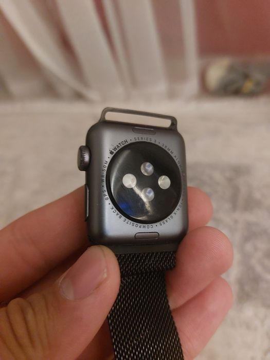 Часы от айфон в оригинале