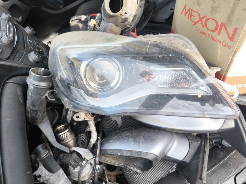 Фар Опел Инсигния 2016г