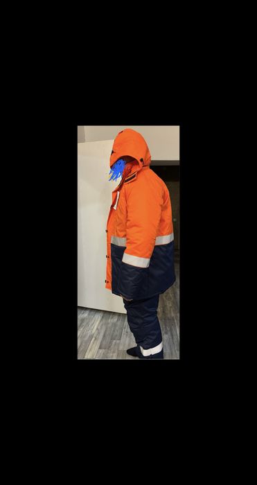 Продам спецодежду тройку