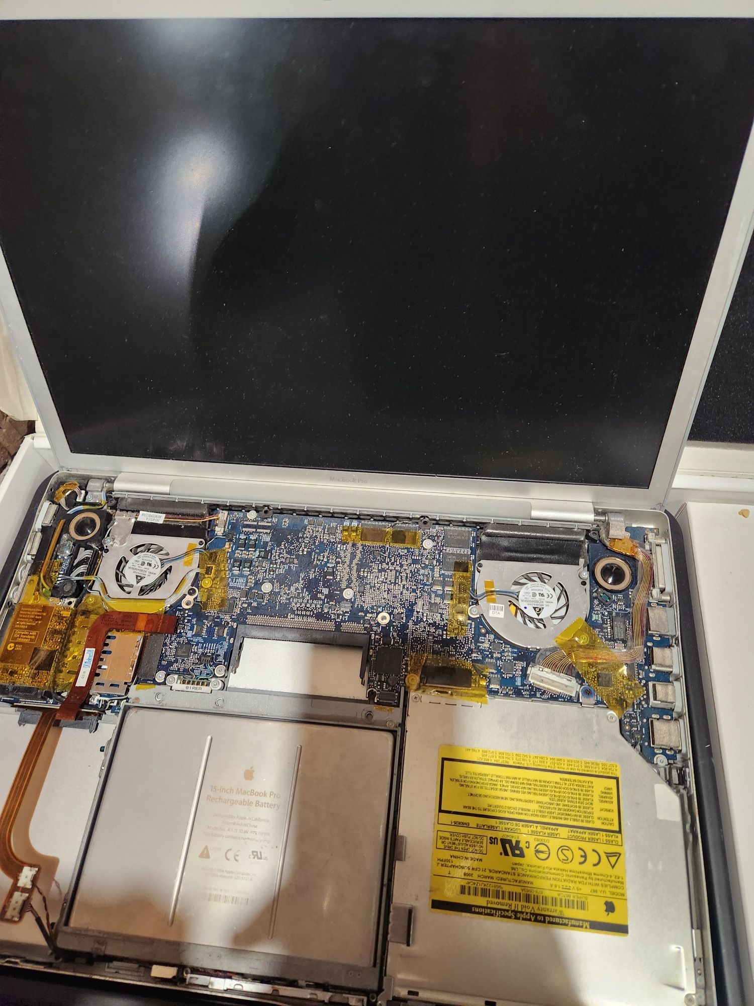 Apple MacBook Pro A1260 цял или на части