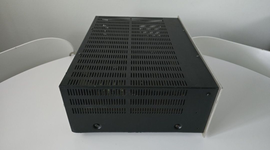 Amplificator Marantz 1090