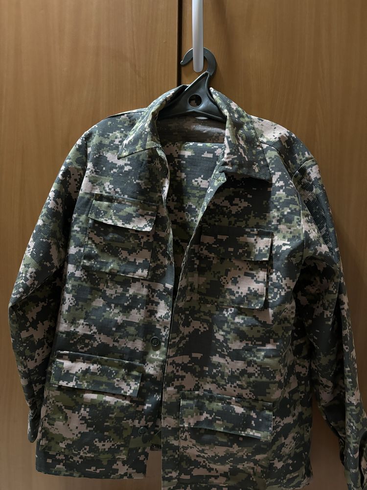 Военный одежда