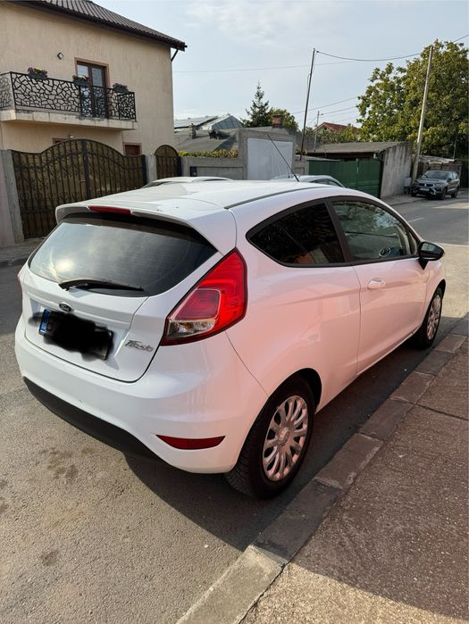 Ford fiesta benzina 2015