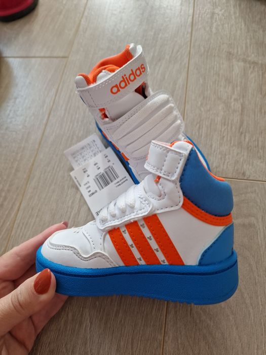 Adidas marimea 20