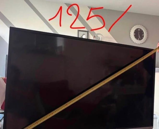 Vând acest Smart TV TOSHIBA