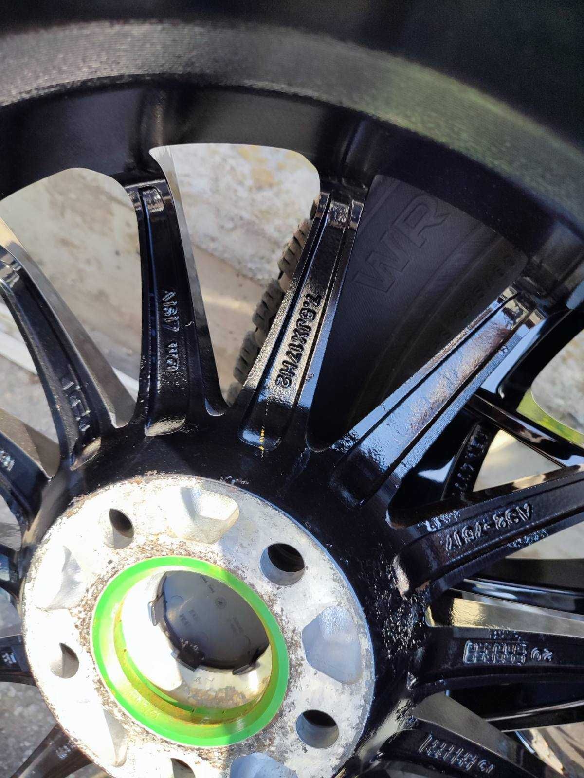 279 - 4бр. Алуминиеви джанти 17'' 5Х114,3 с гуми 225/60R17 Hyundai