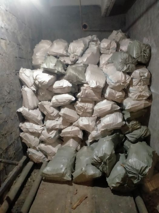 Дрова в мешках 800тг.
