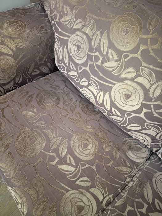 Canapea pentru living