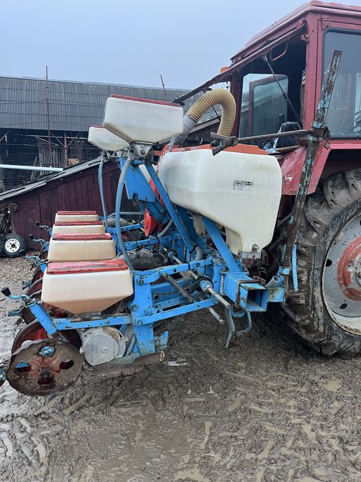 Vand semanatoare porumb monsoem pe 4 randuri PNU