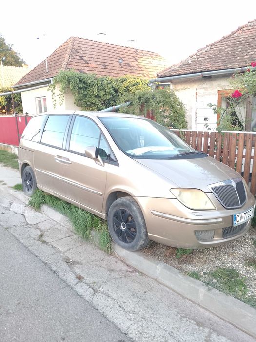 Lancia Phedra 2.0 tdi din 2003