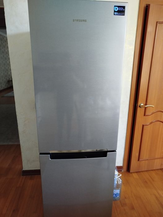 Холодильник Samsung digital inverter