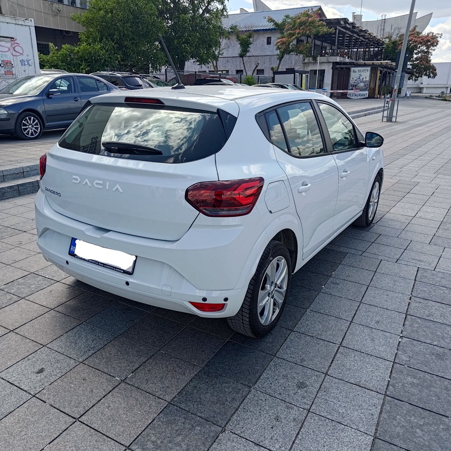 Vand dacia sandero.Unic proprietar. an:10.2023. Benzina + GPL