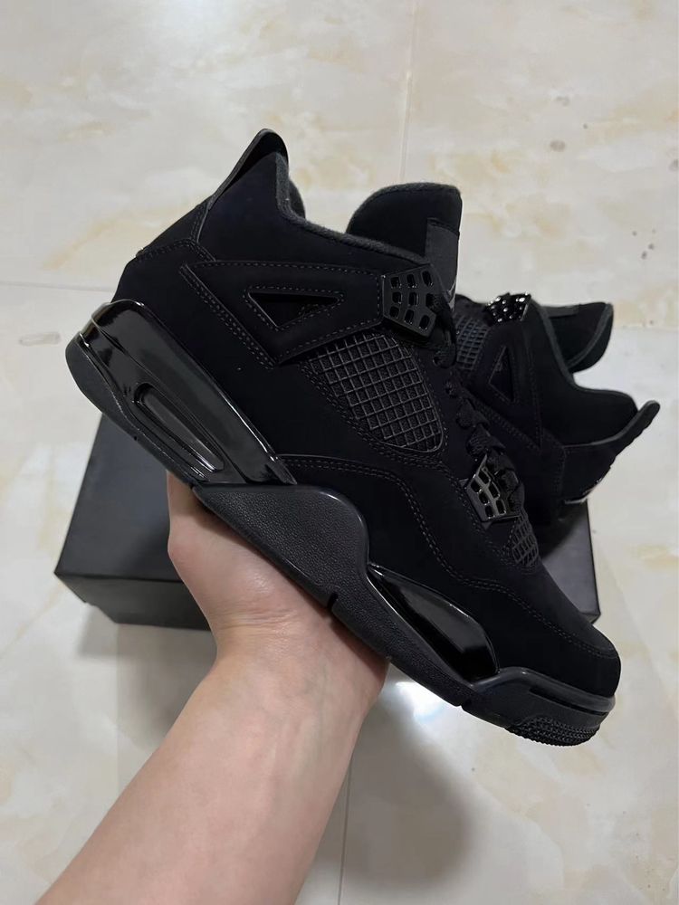 Air Jordan 4 Retro “Black Cat”