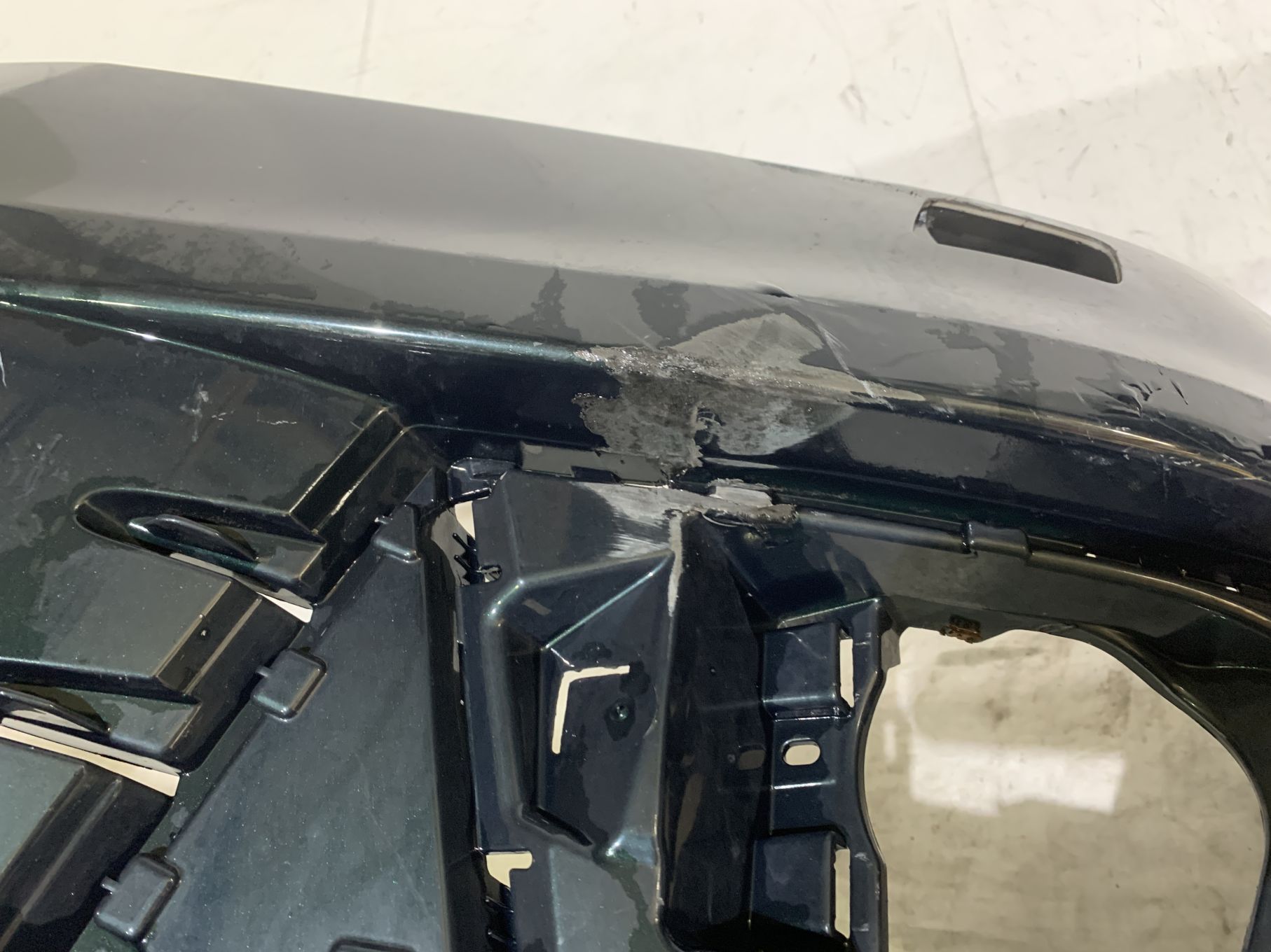 Bara fata VW Tiguan, 2011, 2012, 2013, 2014, 2015, 2016, cod origine OE 5N0807221K.