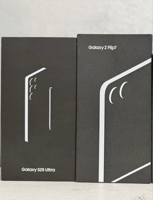 Samsung S25 Ultra Z flip 7