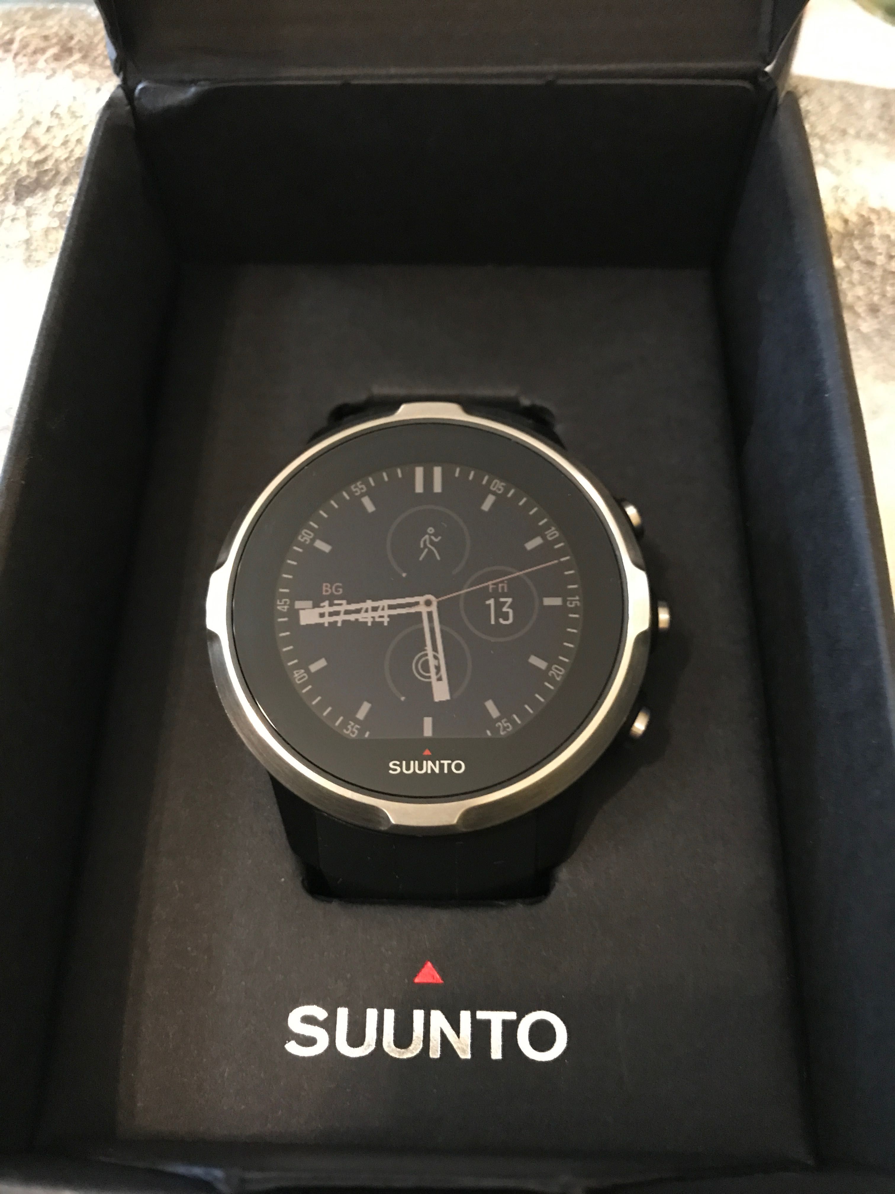 Продавам часовник  Suunto, Сунто