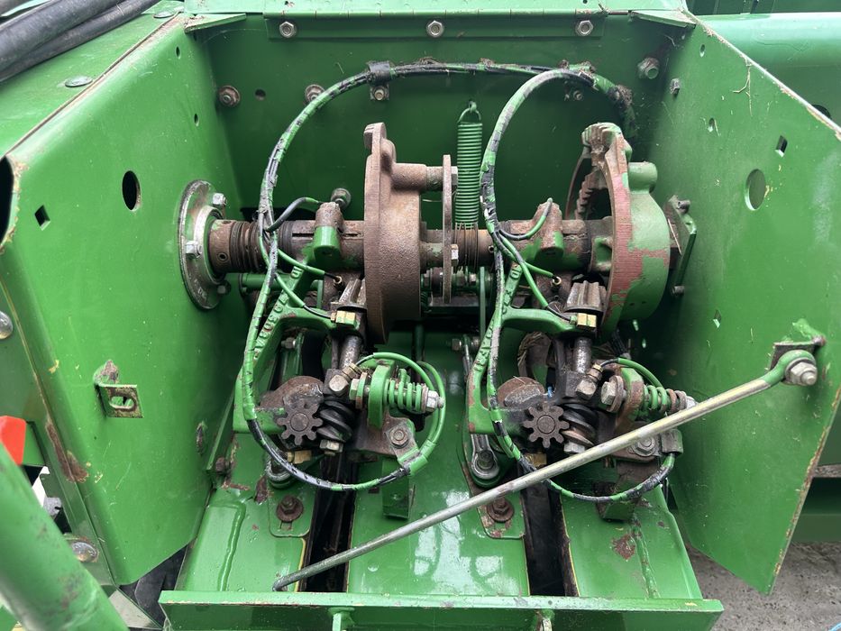 Presa balotiera jhon deere 459 pikup 2m 3 furci impecabila ca noua !