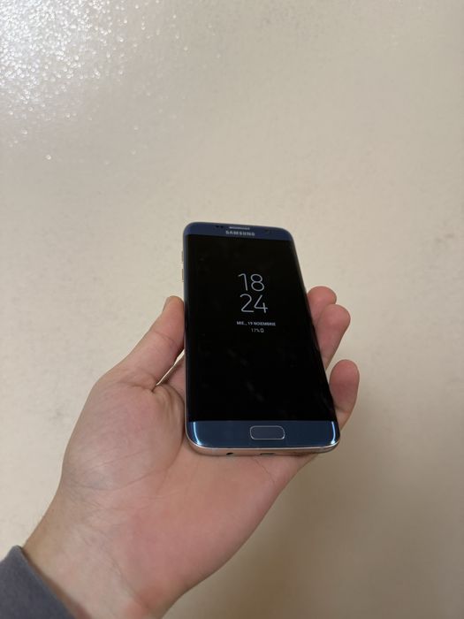 Vând Samsung Galaxy S7 Edge colectie!