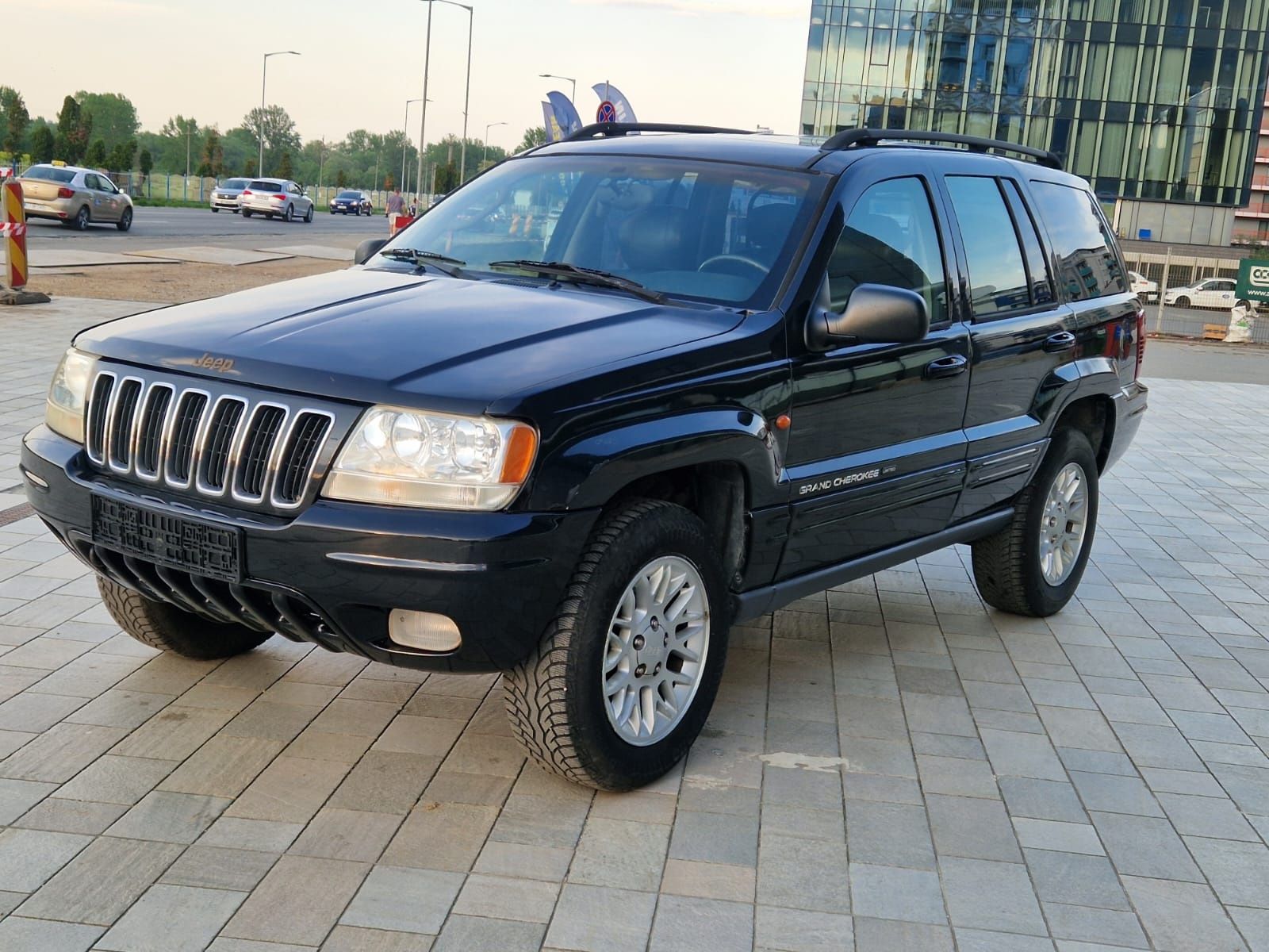 Autoutilitara N1 Jeep Grand Cherokee,limited,2003