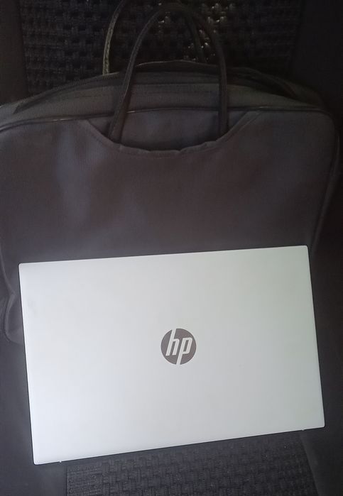 Noutbuk hp 15-eg0079TU srochno sotiladi