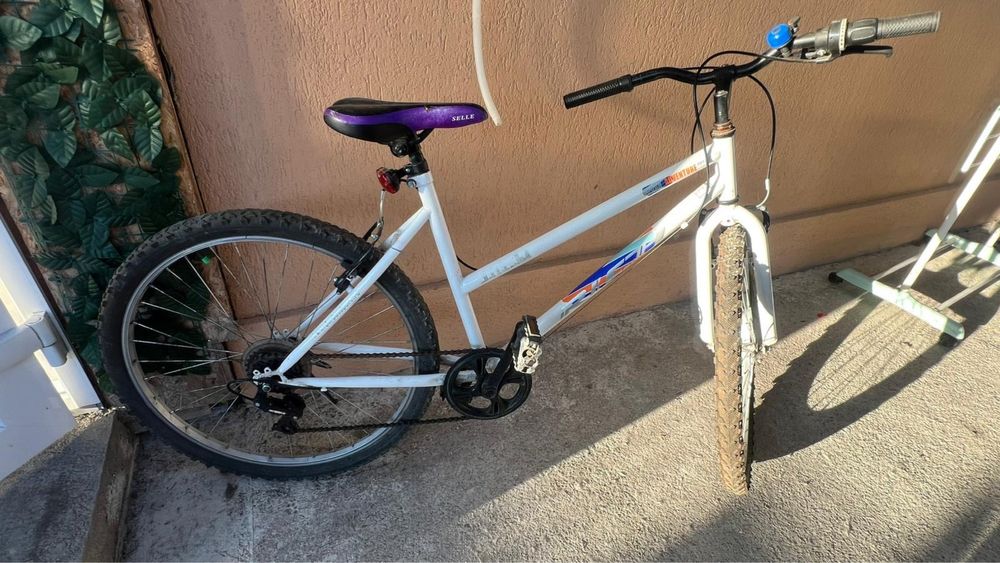 Bicicleta de vanzare