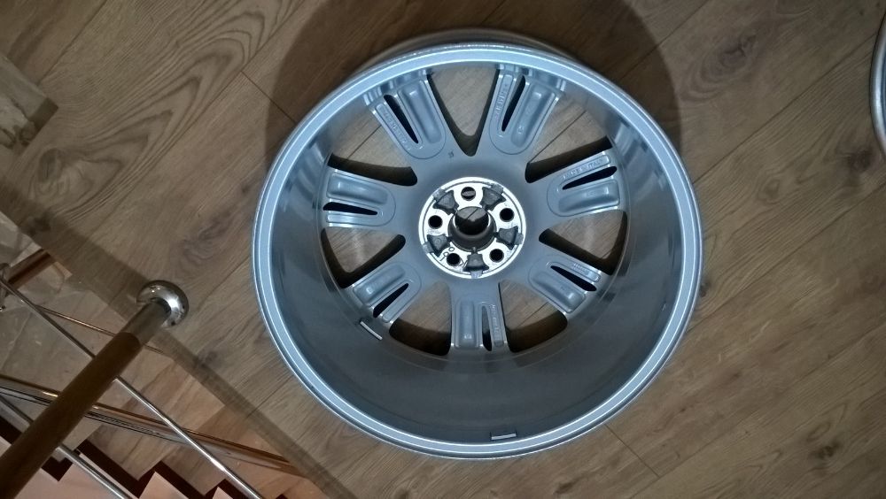 O janta 21 toli original range rover sport velar evogue J8A2-1007FA GB