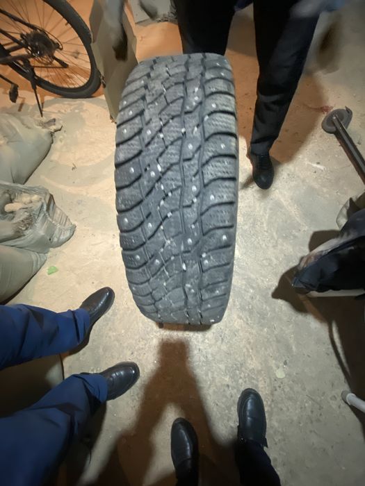 Продам Шины 235/65 R17 в количестве 4шт