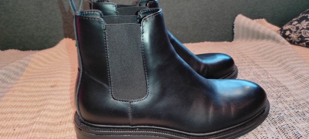 Ghete Zara 44 model Chelsea