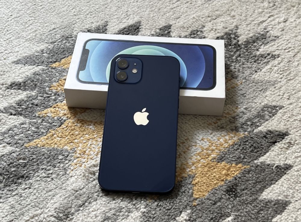 Iphone 12; Blue; 64 GB