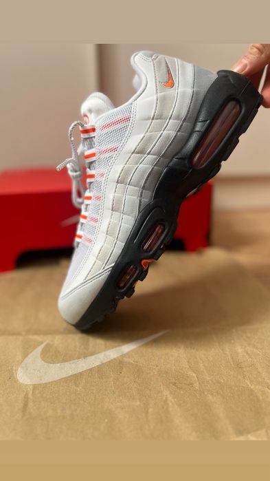 100% Оригинални Nike Air 95 в размер 42