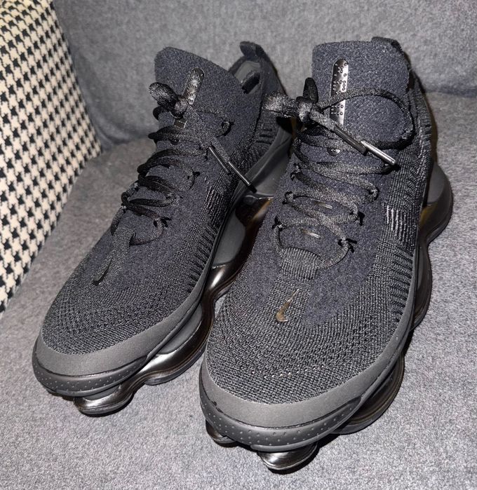 Нови Nike Scorpion Air Max - черен - EUR 43