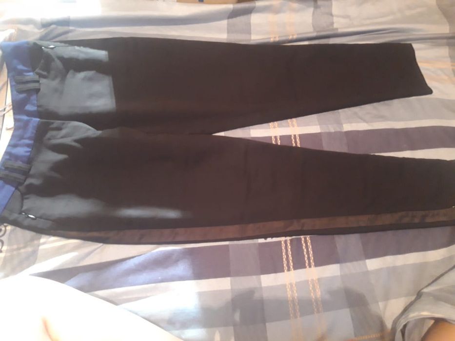 Джинсы и брюки почти новые