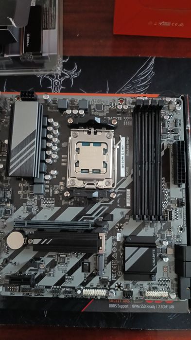 Montez pc-uri custom