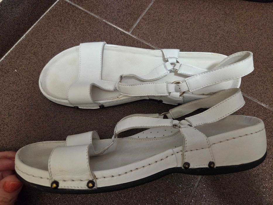Ортопедични бели кожени сандали 41 номер