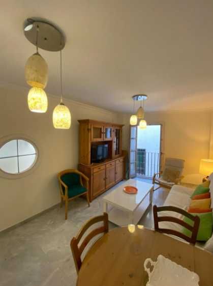 Дава се под наем Едностаен апартамент в Пловдив, Беломорски - 15 кв.м за 183.6 € - Снимка #1