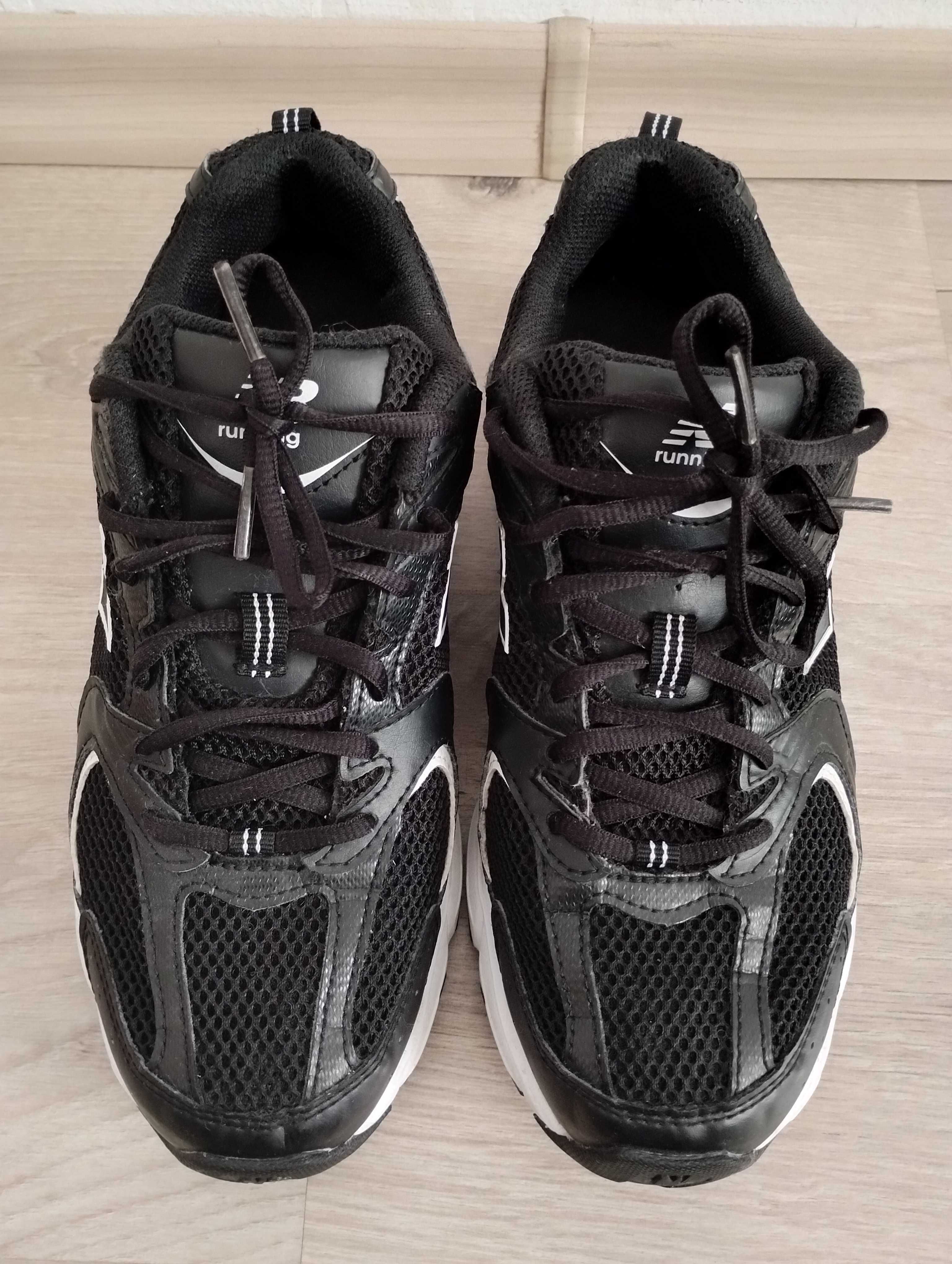 New Balance MR 530 SD "Black" Мъжки Running Обувки / Маратонки