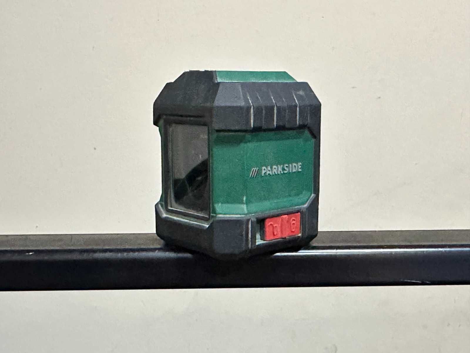 Лазерен нивелир Parkside Cross Line