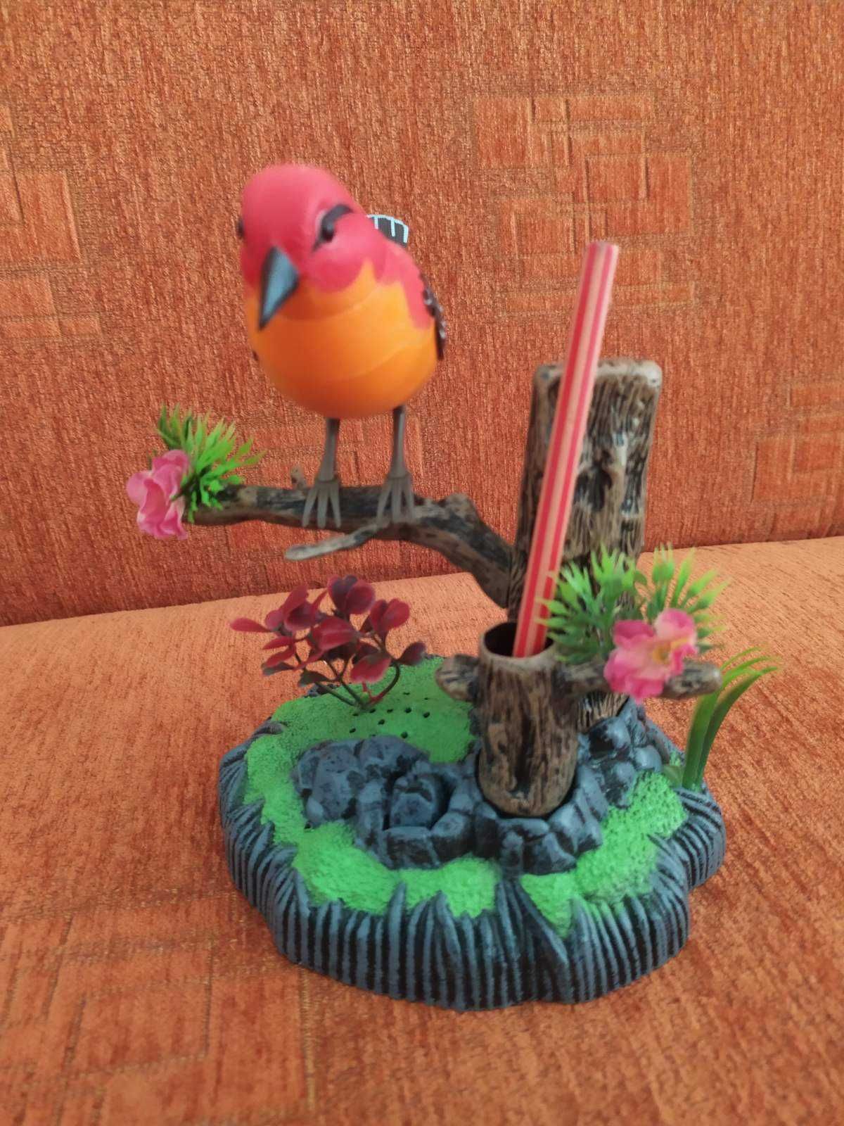 Пееща и танцуваща птица на стойка - детска играчка - декорация