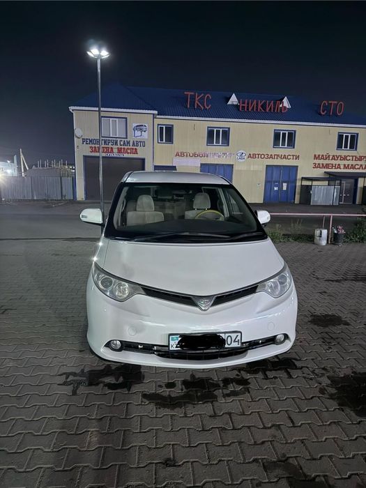 Продам машину Estima.