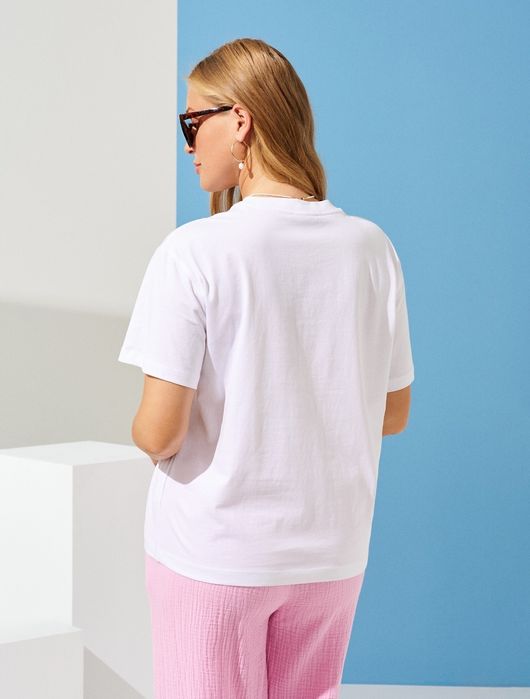 Нова дамска бяла тениска памук с принт Sinsay размер XXS