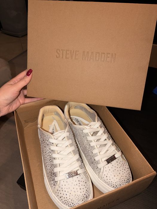 Обувки с камъни / оригинални