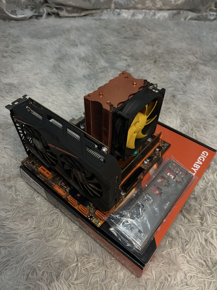 Комплект для Пк / Ryzen 3 1200/ ddr4 8gb/rx 460 2gb/ A320