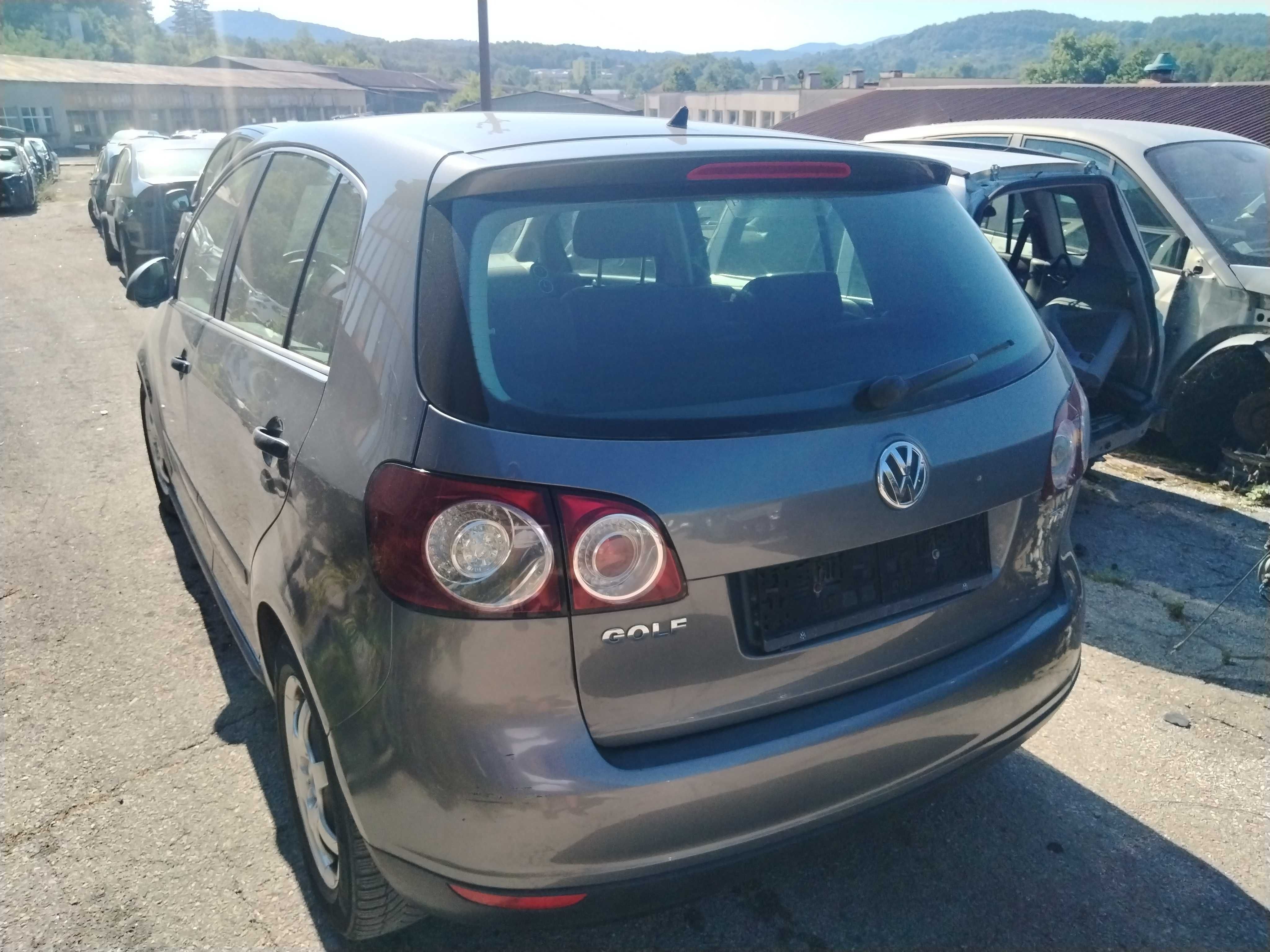Volkswagen Golf 5 Plus 1.9tdi 105 к.с. BRU на части