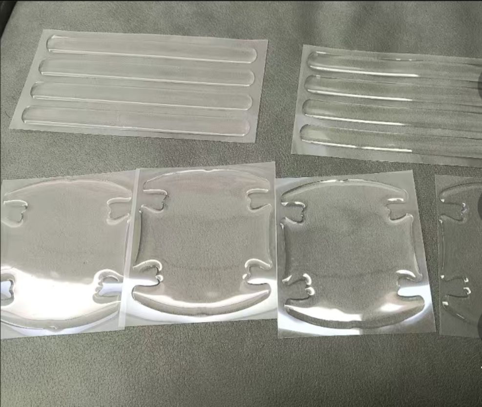 Защитные прозрачные наклейки на дверные ручки авто